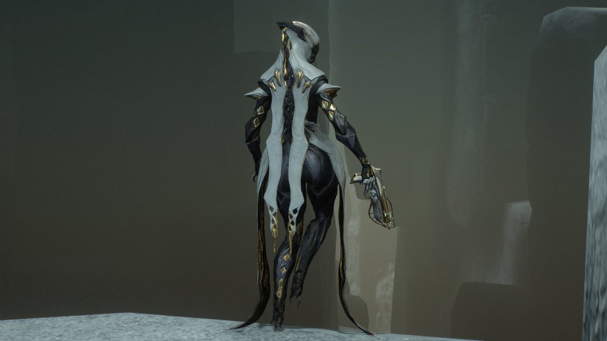 oLyraa_'s tweet photo. These are some shots of my wisp before i made a bunch of new fashion for her. No major booty shots. 
Maybe one in the future

#Warframe #captura https://t.co/AUCbxuxLau