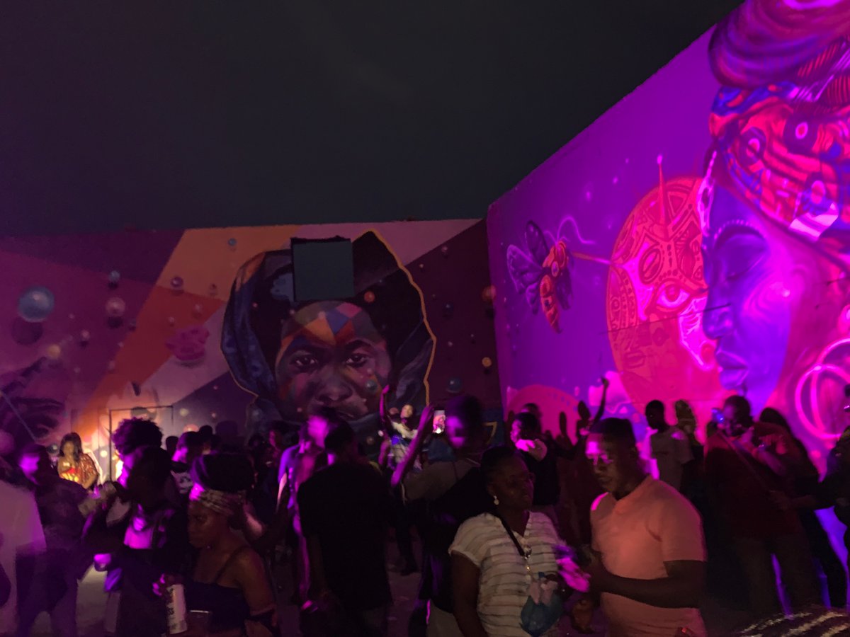 sisandsuitcases's tweet photo. Experience the beauty of Africa with @sisandsuitcases at the Chale Wote Festival in Ghana. Go to https://t.co/ac4U23XsTn to learn more. #Ghana #Africa #blacktravel https://t.co/BHeny3LjCR