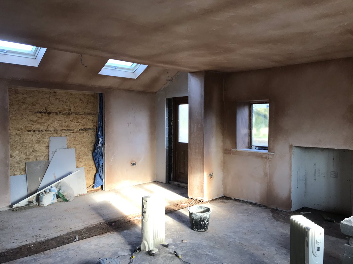 CEJoinery's tweet photo. This #renovation project is really taking shape. Bedrooms, lounge &amp; bathroom plastered. Kitchen ready for plaster boarding. #joiner #builder #joinery #building #bespoke #homeimprovements #mastercraftsman https://t.co/UlvD2FdeHh
