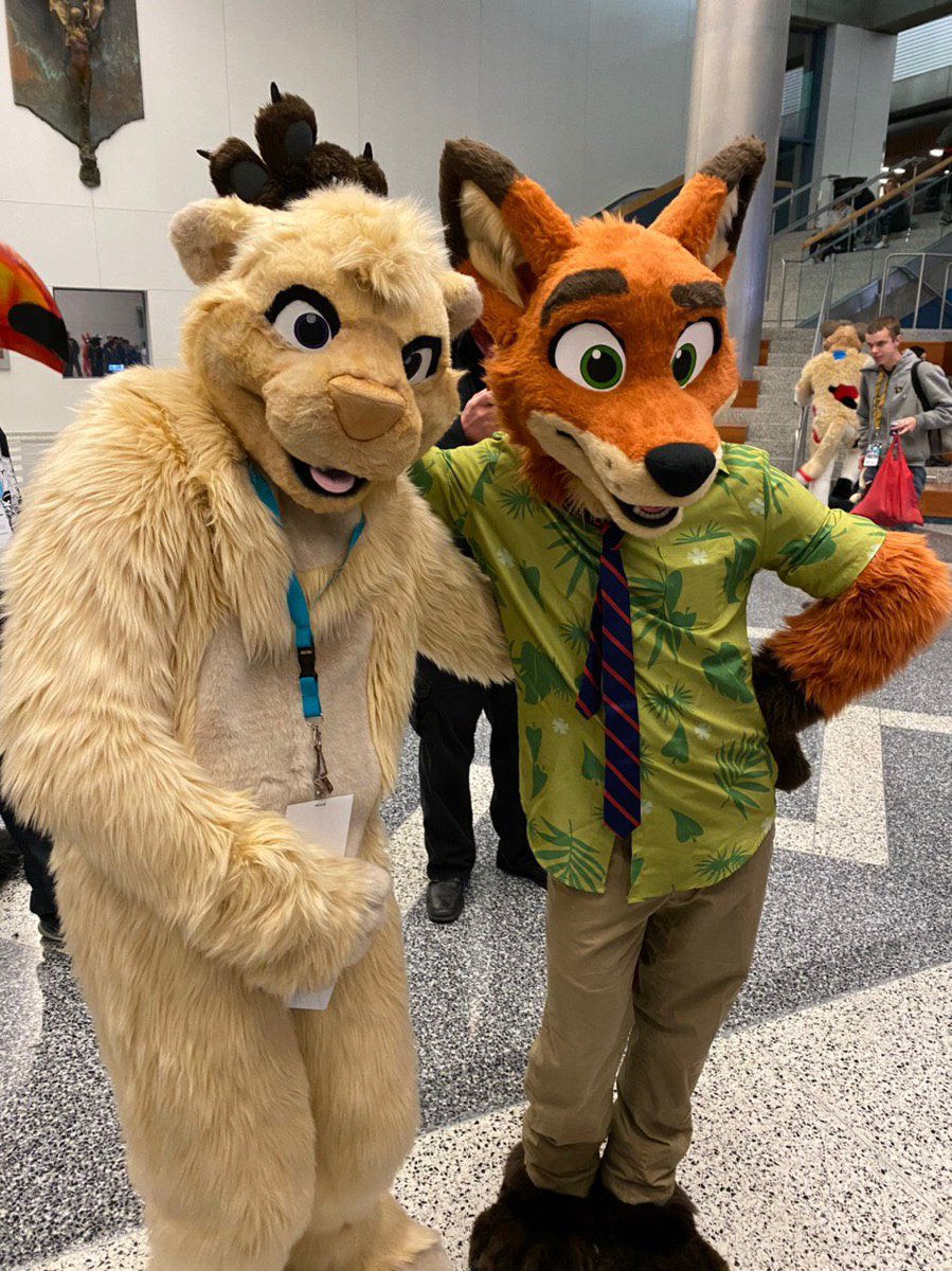FoxIsWilde's tweet photo. I was happy to get back to San Jose and #FC2020! @MilesTheMeerkat @Sokatak Fuego (@baconcoyote) and if anyone knows that dashing Fox McCloud please tag him! https://t.co/lGBPwtzdq2