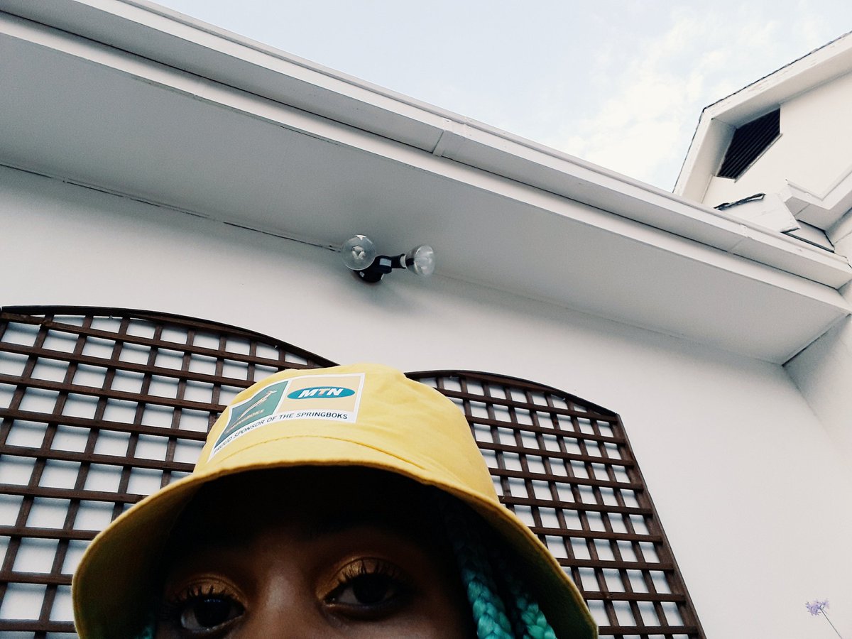 rang_phooko's tweet photo. MTN waddi do babbbyyyyy๐ Bozza Drive with your girl Marang, host that does the most ๐ฅ
#Bozza #BozzaDrive #MtnBozza https://t.co/5wrDtPHjdN