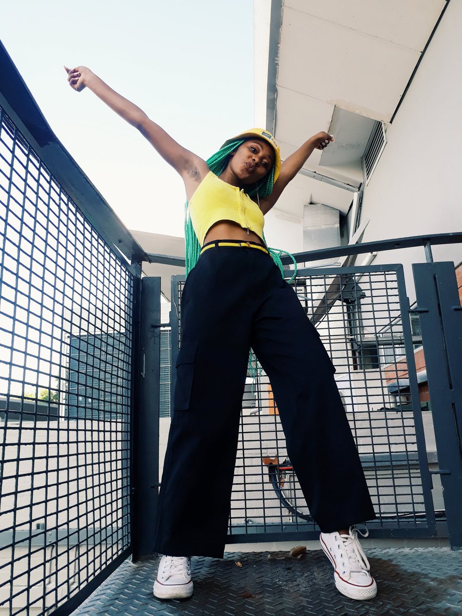 rang_phooko's tweet photo. MTN waddi do babbbyyyyy๐ Bozza Drive with your girl Marang, host that does the most ๐ฅ
#Bozza #BozzaDrive #MtnBozza https://t.co/5wrDtPHjdN