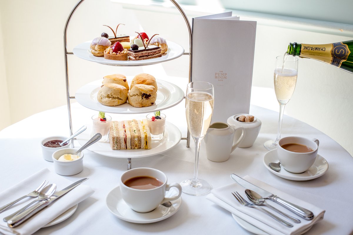 Treat yourself! 😍 Our Spas Ancient and Modern Package includes a visit to the Roman Baths, a two hour session at <a href="/thermaebathspa/">Thermae Bath Spa</a> and Champagne afternoon tea or lunch in The Pump Room ow.ly/BysS30qaS8l
