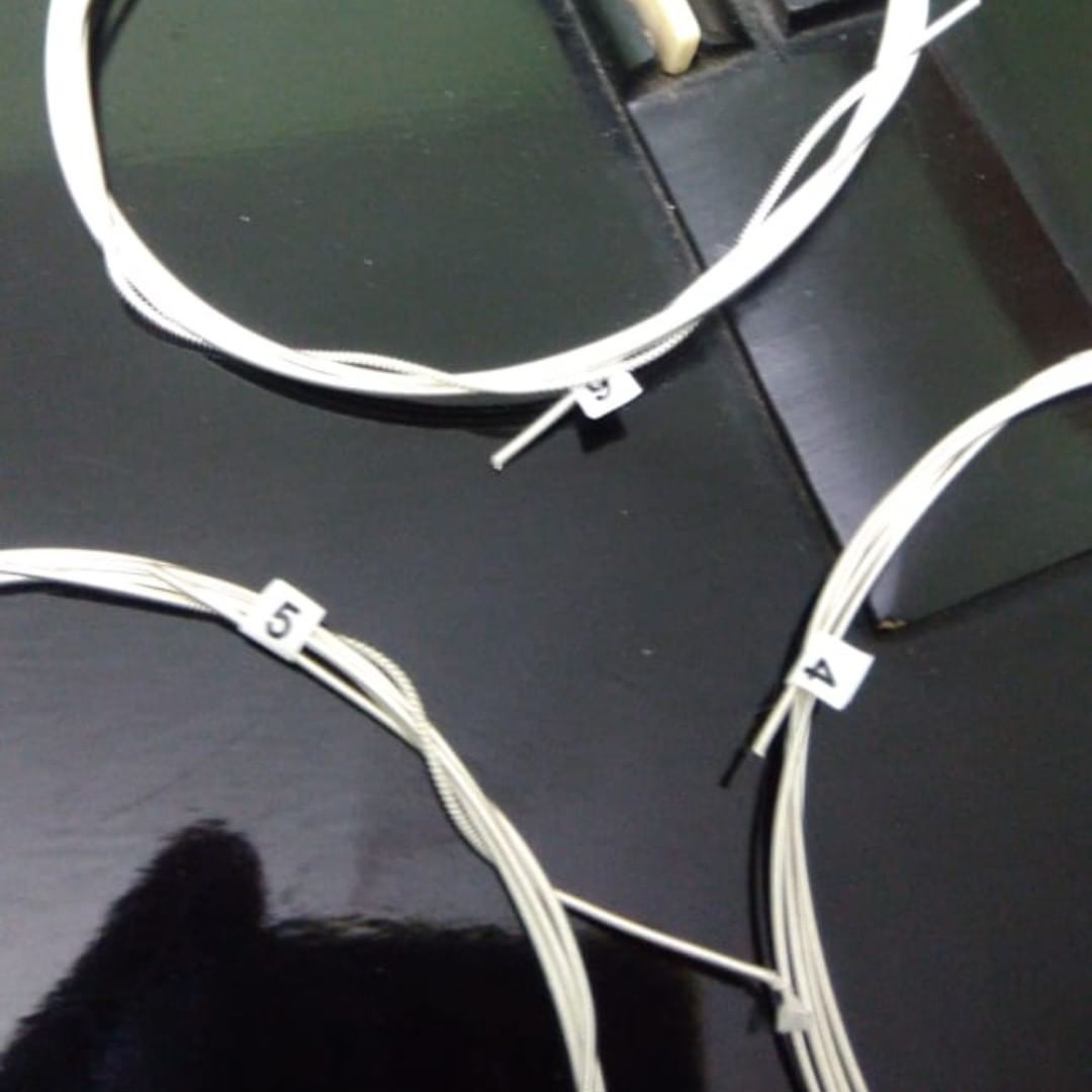 hyperprostrings's tweet photo. #Repost Paulo Toth > Cordas graves de #nylon HyperClass com etiquetas com identificação das cordas. Muito show!
Post original: https://t.co/b35apsXqCK #encordoamentodeviolao #paulototh #vidademusico #parceria #violaoclassico #mzf4 #hyperclassstrings #hyperprostrings #hyperstrings https://t.co/fA9X8zB7u7