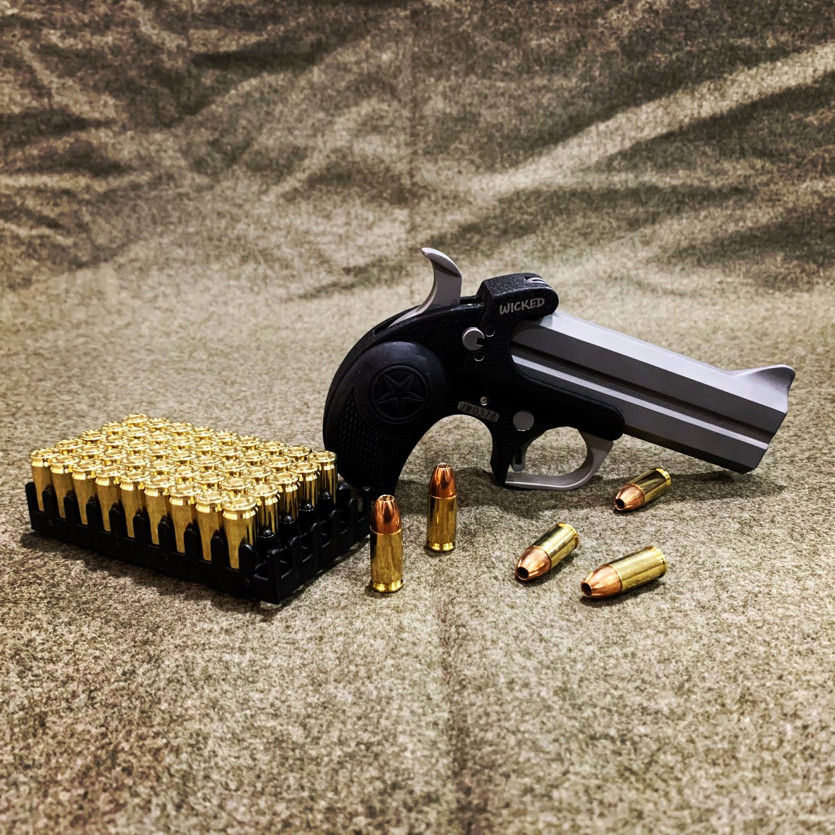 guns_etcAZ's tweet photo. Wanna be like Wick? Parabellum. @BondArmsInc #gunsetc #johnwick #johnwick3 https://t.co/FMhz6MClUs