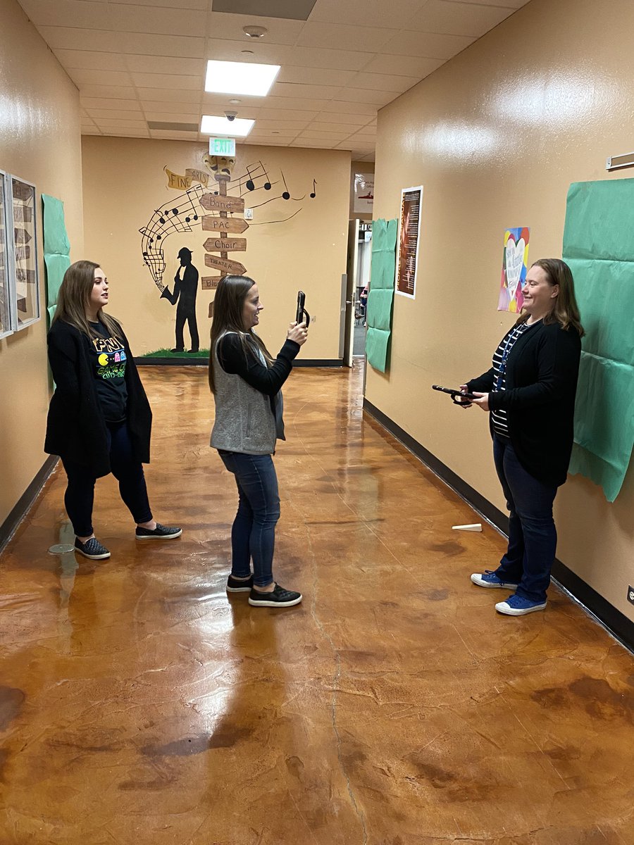 DoInkTweets's tweet photo. RT @maestra_Soto: @DoInkTweets @AppleEDU learning how to use keynote and green screen to publish!!! #dptech2020 https://t.co/WtGpBEfSNF #doink #greenscreen #everyonecancreate