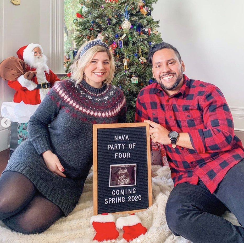 toujoursplan's tweet photo. Big news over here at Wealth by Design: Danielle is pregnant! With twin girls! 💗💗 Any #twinmom tips for her? https://t.co/CL3brE0sAX