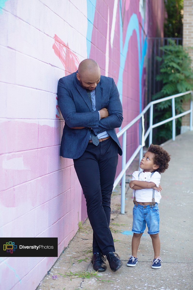 DiversityStock's tweet photo. We honor and thank #MLK and all of those who fought to get us to where we are today. As #black business founders, we don't take your sacrifices for granted. Continuing the journey to turn dreams into reality! 
📸@creativesoulphoto
https://t.co/dM0VvWfYm9 https://t.co/EC9D6ATuGO