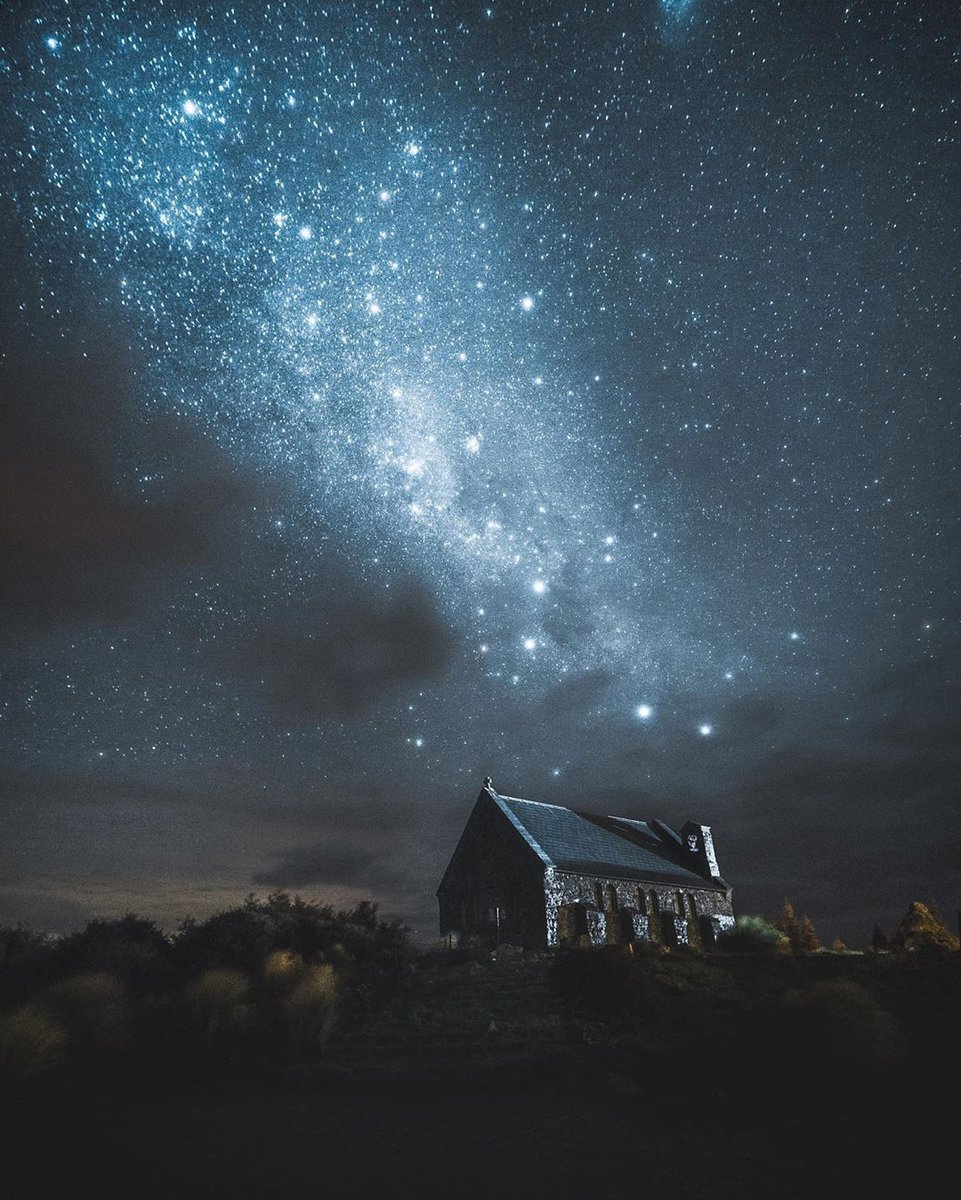 LeBuzzMagazine's tweet photo. Talented outdoor photographer Michael Kagerer (https://t.co/YU00H7QsDY) called it a special place. And yes, we agree. This image and place look magical. Follow him to get inspired and see his latest work from his trip to Las Vegas. / Repost https://t.co/WmVIjO3RKj