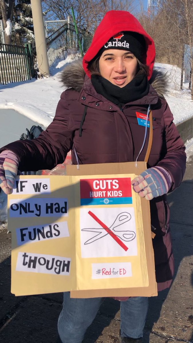 More pics from the am shift 🙌🏾 Shout-out to #Roselands!The ball is in your court @Sflecce and @fordnation. We’re still waiting for you to get back to the table and give YOUR negotiators the power to bargain. #Ward6 #YSW #cutshurtkids #telltheminister #negotiate #ETFO