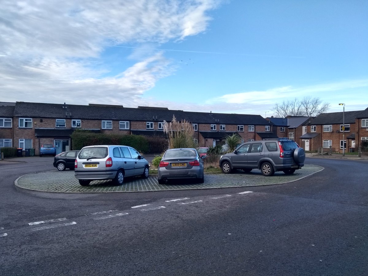 manshead_geog's tweet photo. Gorgeous ☀️ Day for Year 11 to collect primary data comparing the differences in housing. #mansheadceacademy #DSAMAT #GCSEGeography #AQA #HumanFieldwork #PrimaryData #HousingDensity #HousingQuality https://t.co/bRfGkPnuWI
