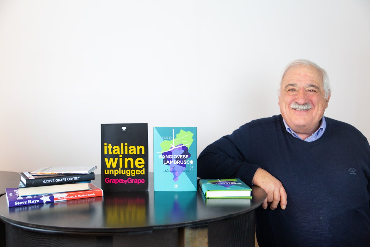 ItalianWineBook's tweet photo. Author of #SangioveseLambrusco is taking a look at our #ItalianWineBook collection! ๐ Browse our titles ๐ https://t.co/zNLaUmSTf0 for #winelovers #winegeeks #winebusiness pros! Ce n'รจ per tutti i gusti! ๐ #nofilter #ItalianWineUnplugged #HowToGetUSMarketReady @steviekim222 https://t.co/iKxsHquMPm