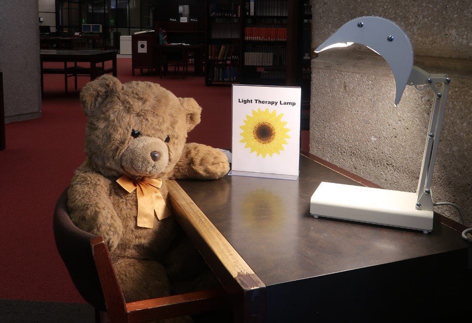 Need a little sunshine? 🌻 Check out a light therapy lamp <a href="/uoftlibraries/">U of T Libraries</a>! Designed to mimic spring &amp; summer light levels, you can read, work or relax in front of them for 20-30 minutes per day. Find a lamp at Robarts here: uoft.me/57I