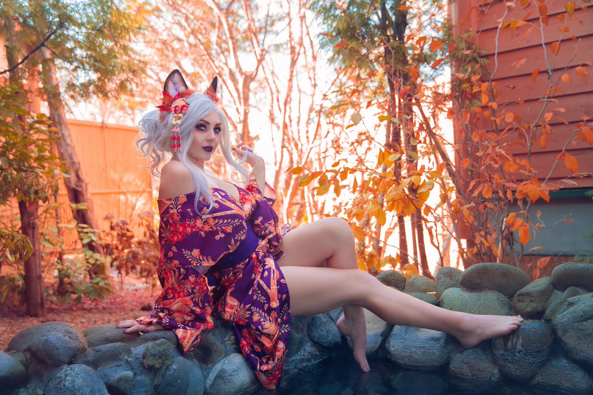 🍃🦊❤️ The Fox will Grant you one wish only.... choose wisely ... 

and don’t make it Taco Bell again.... think before you wish you goof 😉☺️❤️🦊🍃

RT if you would make a wish!

Photo: @FakeNerdBoy + <a href="/beethy_k/">beethy</a> 
Ears: Little LUXIES