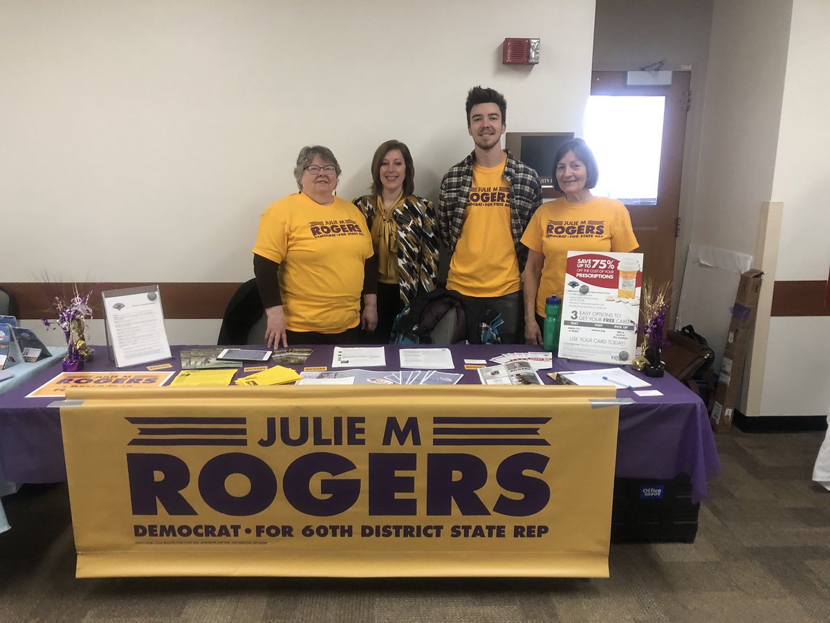vote4rogers's tweet photo. Great day tabling @WMUBroncos for the MLK Teach-in event #MLKTeachin https://t.co/vzOwmkhJVf