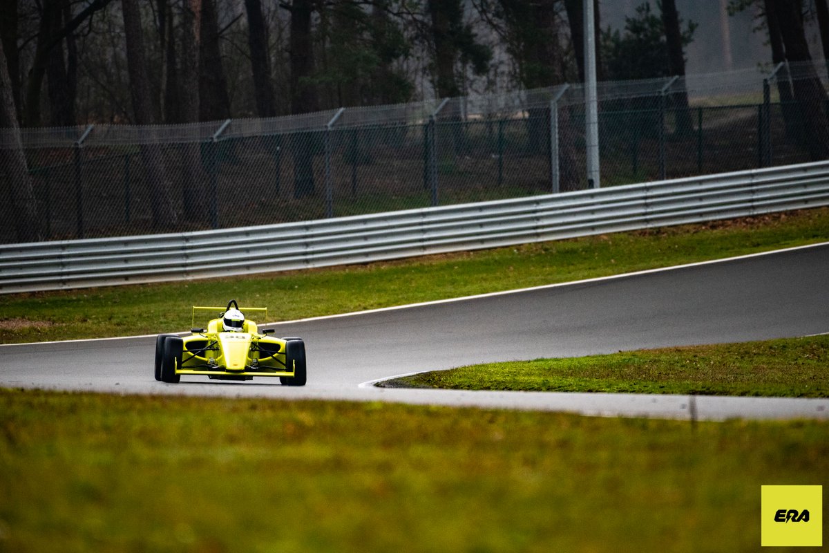 ERAadvanced's tweet image. A great day giving a demonstration of the ERA Championship Mitsu-Bachi F110e devcar @CircuitZolder

#ElectricRacingAcademy