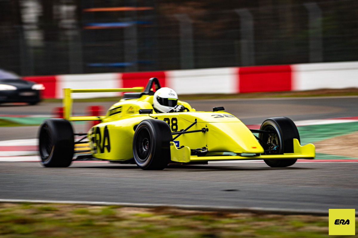 ERAadvanced's tweet image. A great day giving a demonstration of the ERA Championship Mitsu-Bachi F110e devcar @CircuitZolder

#ElectricRacingAcademy