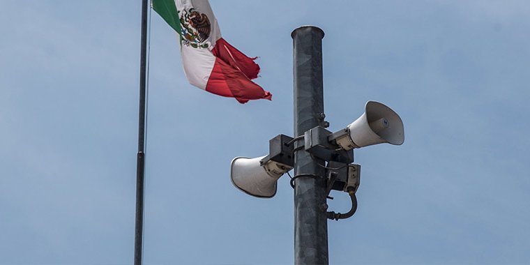¿Participaste en el #MacroSimulacro? Comparte tus vídeos e imágenes con este HT. ¿En tu zona no sonó la #AlertaSísmica? Repórtalo en <a href="/locatel_mx/">@locatel_mx</a> o en <a href="/C5_CDMX/">C5 CDMX</a>. Es responsabilidad de todos.