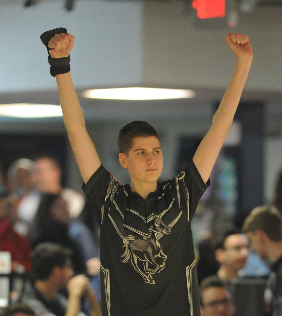 MIPrepZone's tweet image. BOYS BOWLING: Our photo gallery from today&apos;s Oakland County Championship, which was won by Oxford bit.ly/368mo08