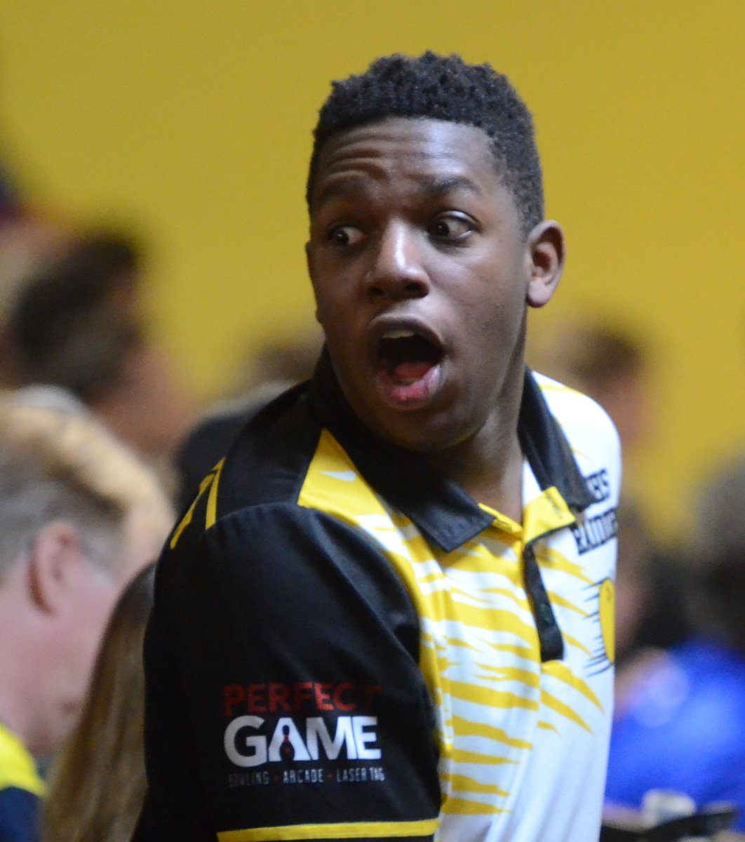 MIPrepZone's tweet image. BOYS BOWLING: Our photo gallery from today&apos;s Oakland County Championship, which was won by Oxford bit.ly/368mo08