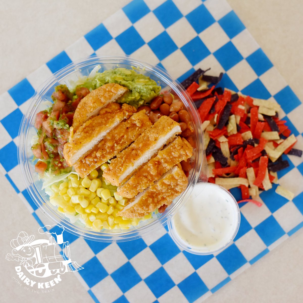 Breaded chicken, corn, pico, guacamole, lettuce and much more all in the Southwest Chicken Salad! Come try it today!
#heber #foodie #yummy #hungry #delish #homeofthetrain #dairykeen #hebercity #utah #parkcity