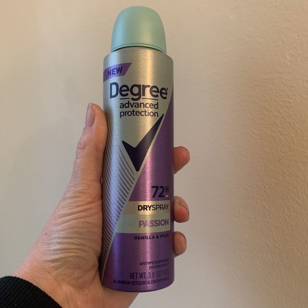 BornfamousKids's tweet photo. Heavenly Smell! Works as advertised. https://t.co/hhsau6qXFw https://t.co/hw6jELueL0