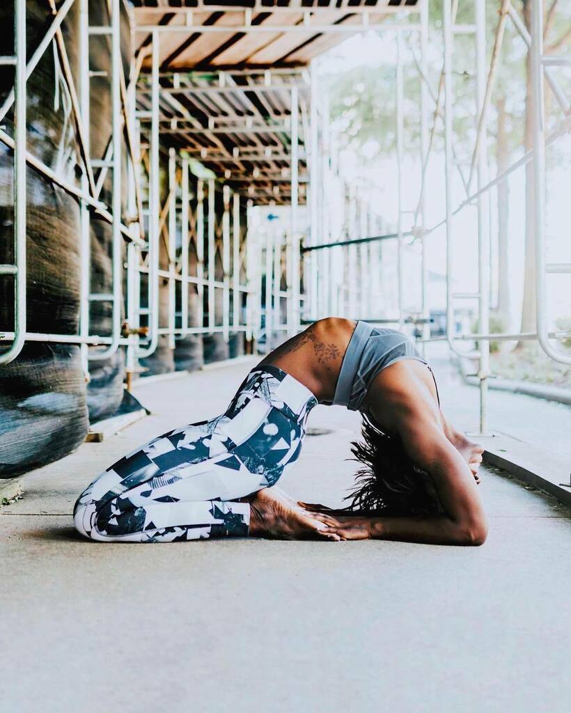 encorefit's tweet photo. aurelie-ualanik:

  Source : Randallbrianna https://t.co/gTL91tCX7u https://t.co/3m0ul6AGNC