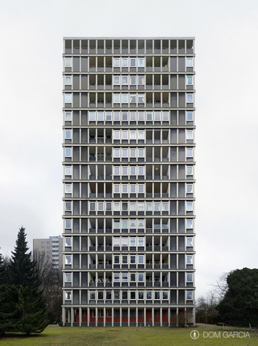 urbipedia's tweet photo. viviendas en la Interbau de Berlín de 1957 de Gustav Hassenpflug https://t.co/F1IXmHqINp #arquitectura #architecture https://t.co/9l6oZF20gr
