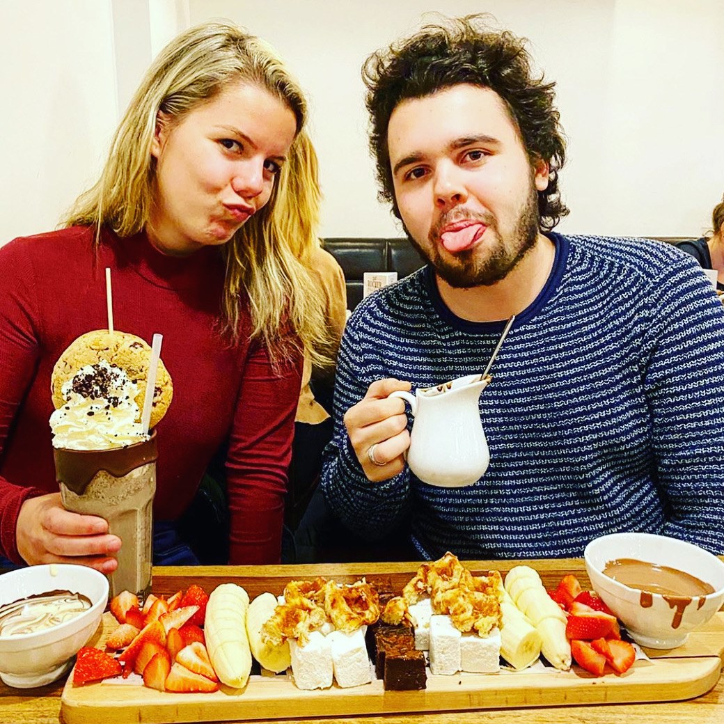 Le dessert est le repas le plus important de la journée !⁣
Nous sommes totalement d’accord avec <a href="/brendanmikan/">brendan mikan</a> et vous ? 🥰⁣
Passez une très belle semaine !⁣
Dessert is the most important meal of the day!⁣
We totally agree with <a href="/brendanmikan/">brendan mikan</a>, and you? 🥰⁣
Have a good week!⁣