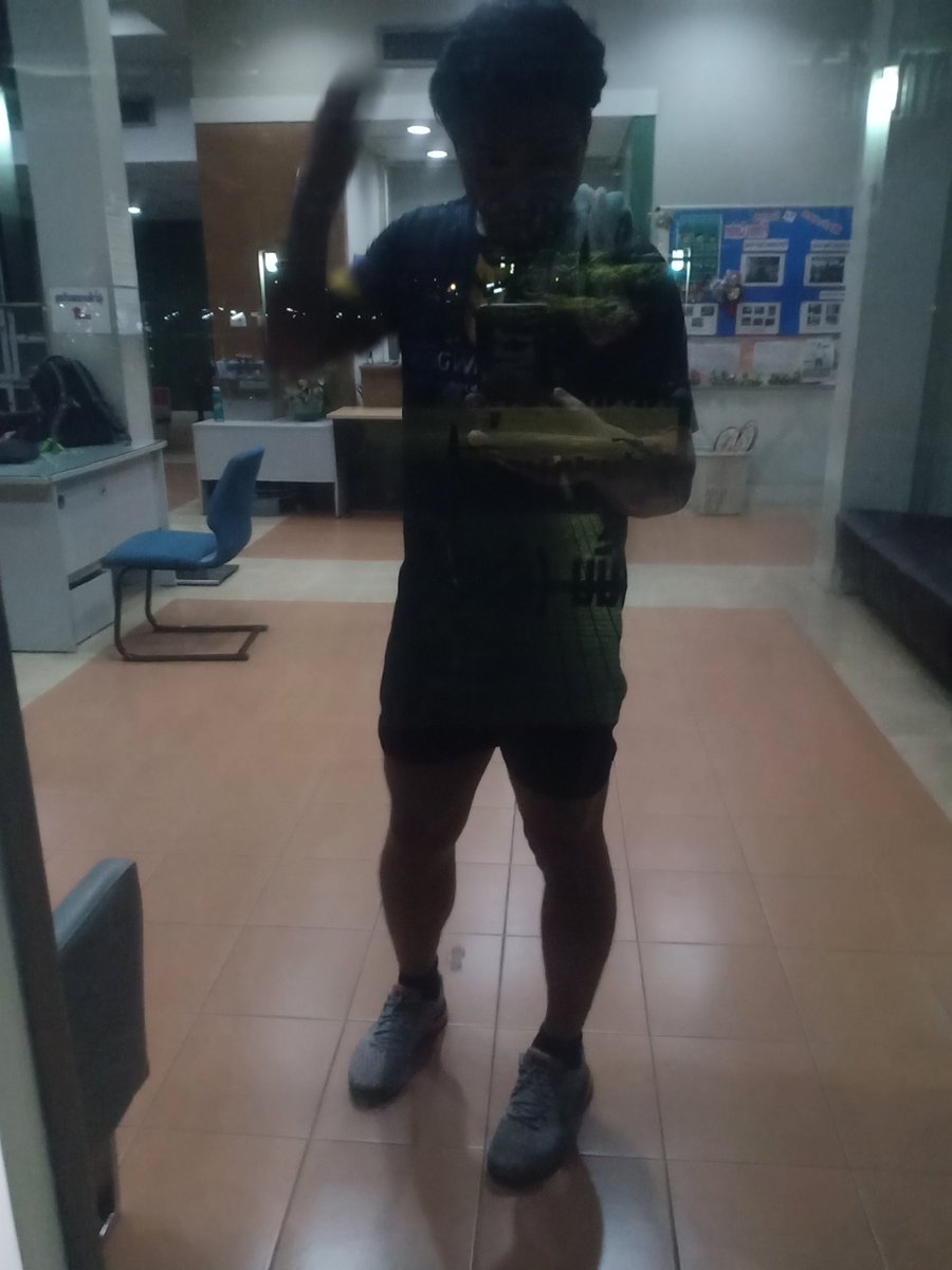 Issarinit's tweet image. 🏋💪😎🏋💪😎เห็นกระจกไม่ได้เป้นต้องถ่ายสักรูป😁😁😁 #กินเหล็กเวท