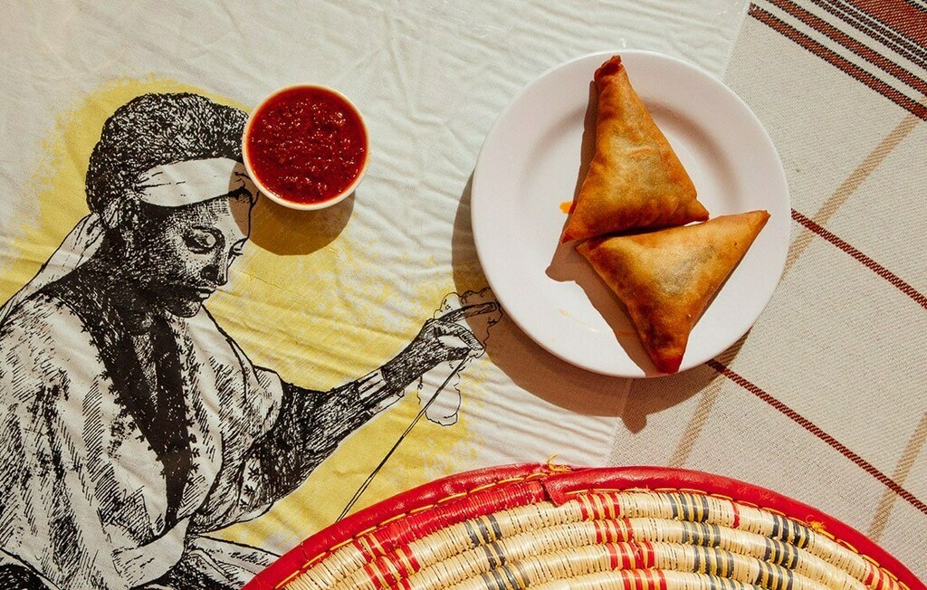 _worldinapocket's tweet photo. BIG BIG LOVE FOR Taste of Ethiopia II on South Congress in Austin!!! 

We are excited to share our newest collaboration with Regine Malibiran x Tribeza, with photos by Mackenzie Smith Kelley. https://t.co/ad9IC85Gqn https://t.co/nOW74rctSJ