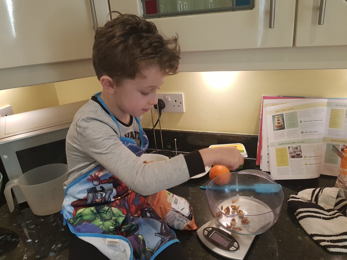 RachelButler136's tweet photo. @westhorndonprim No.5 Bake a cake. Carrot cakes for Nannys birthday. #activitypassport #year2 https://t.co/klQi4KQykN