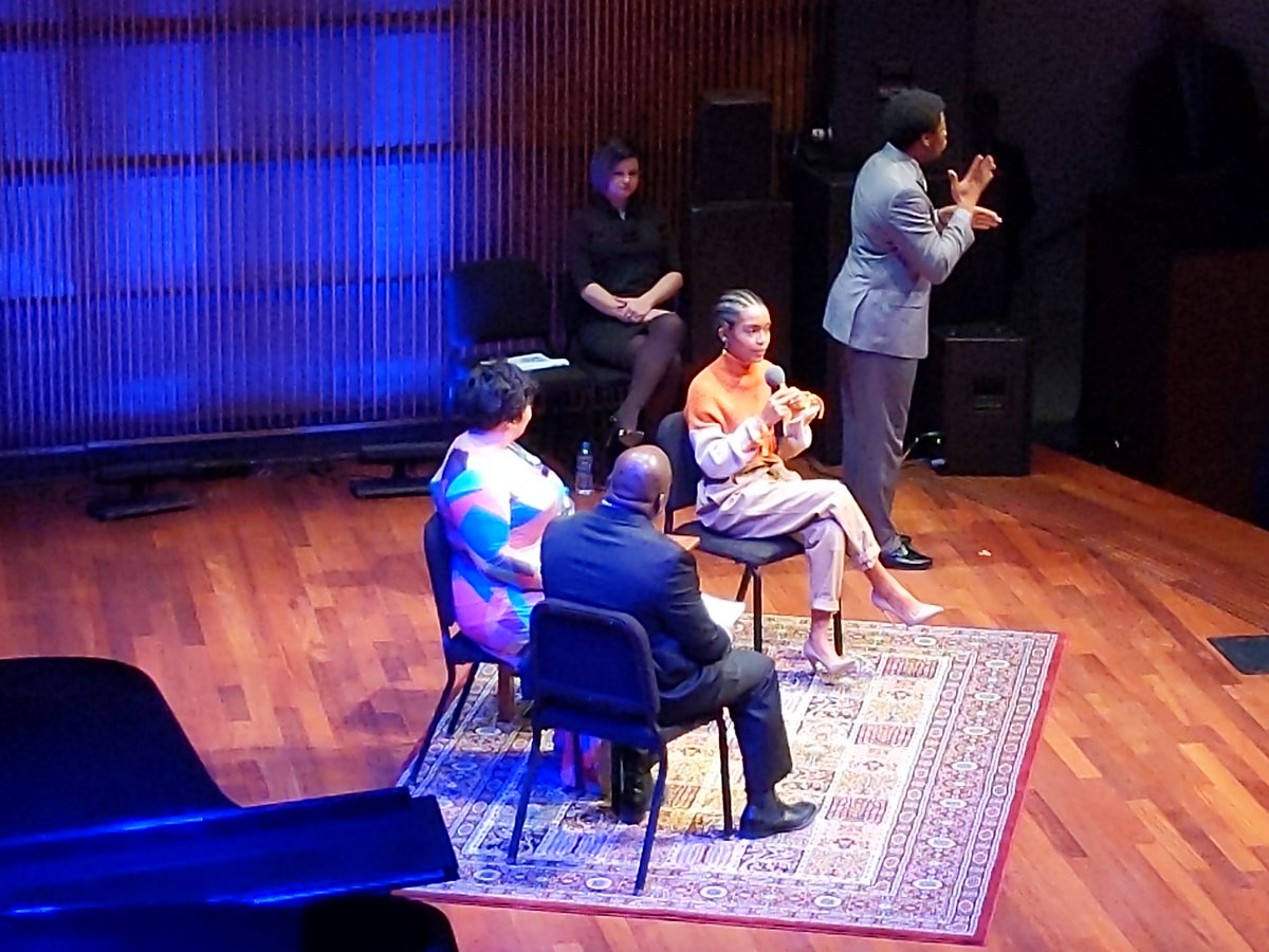MnOfficeHiEd's tweet image. "The beauty of social media is that we can use it as a form of education." @YaraShahidi at @TheOrdway #MNMLK
