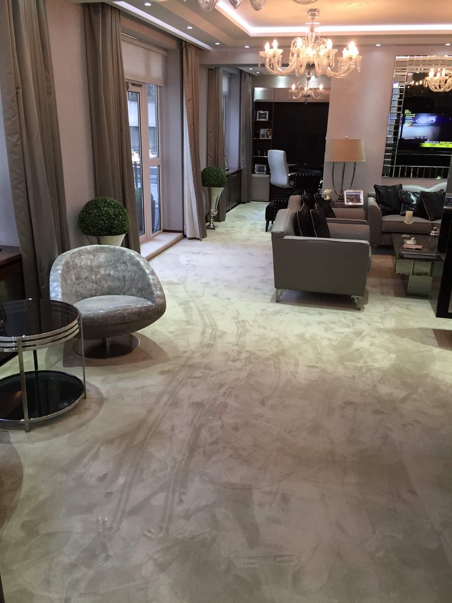 AshburnCarpets's tweet photo. Silky Vorwerk carpet fitted in Park Lane residence #silky #silkycarpet #velvet #velvetcarpet #interiordesignlovers #interiordesignidea #interiorismo #interiorinspo #interiorinspiration #interiordesignideas #interiordesigning #luxuriouscarpet #luxurious https://t.co/82YqRPLdoq