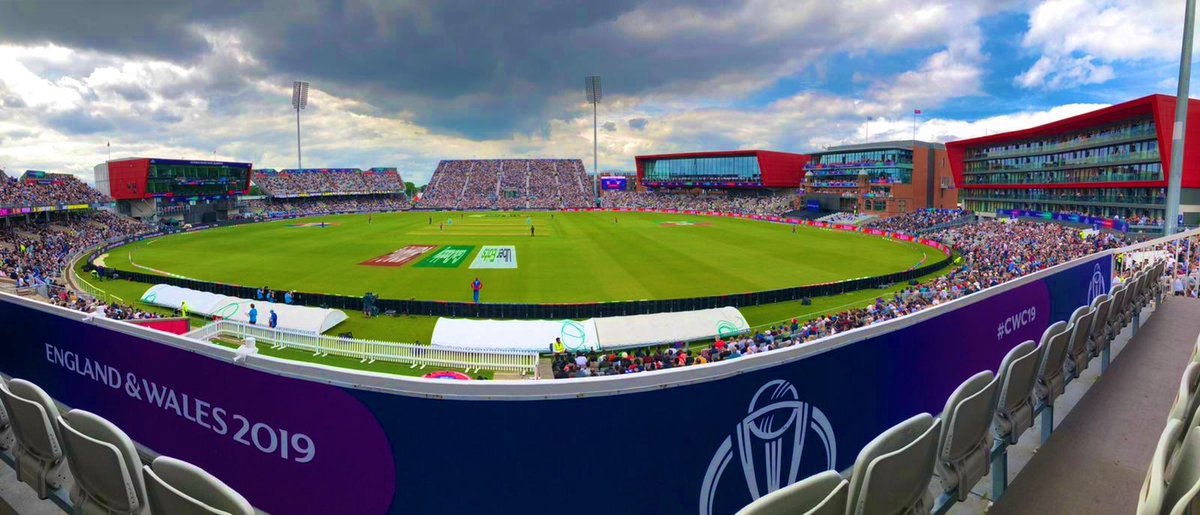 EmiratesOT's tweet photo. This #BlueMonday, we're throwing it back to our favourite moments of 2019 at @lancscricket 🌹
A #CWC19, #Ashes and our #EOTXmas parties, it was certainly a year to remember 🔥
We're ready 2020 👊 https://t.co/IJB8n9LJtt
