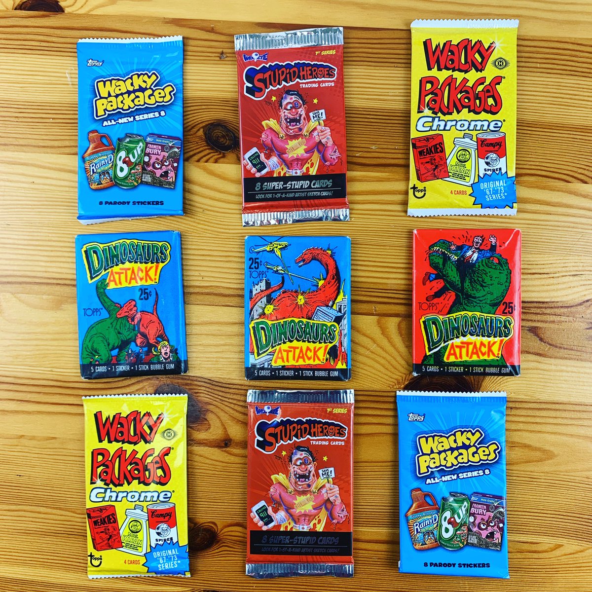 HarebrainedInc's tweet image. 9 lucky orders on our website today will get a random pack of cards! Between Wacky Packages, Stupidheroes, and Dinosaurs Attack, you cant lose! (Unless your package doesn’t have any cards in it, then you definitely lost) harebraineddesign.com

#wackypackages #dinosaursattack