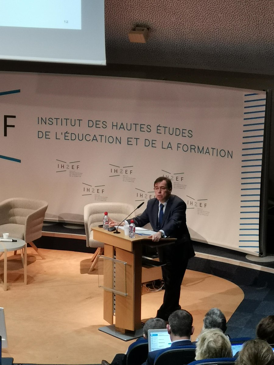 Ih2ef's tweet photo. Journées #IAEPR #EVS #IENIO à l'@Ih2ef
L'#évaluation des #eple par l'#igaenr honoraire Thierry Bossard :
"Tout établissement peut et doit progresser"
➡Etre dans une démarche d'amélioration plutôt que de correction, et pour cela inspecter régulièrement tous les établissements https://t.co/brt87JJAVz