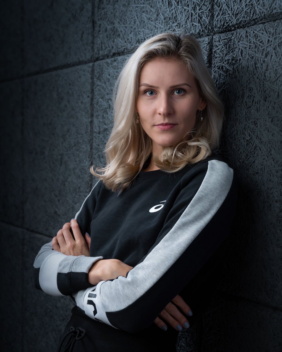 mikapoutala's tweet photo. Tänään kuvailtiin Kristiina Mäkelän ja Pauliina Poletin kanssa mun studiolla.
Oli siistiä testailla taas uusia juttuja 👌🏼📷
Tsemppiä treeneihin ja tulevaan kauteen Kristiina ja Pauliina 🙌🏼💪🏼
#urheilu #sportportrait #yleisurheilu #kajaking #studiokuvaus #sigmaart #sonyalpha https://t.co/mcWkjzYwU6