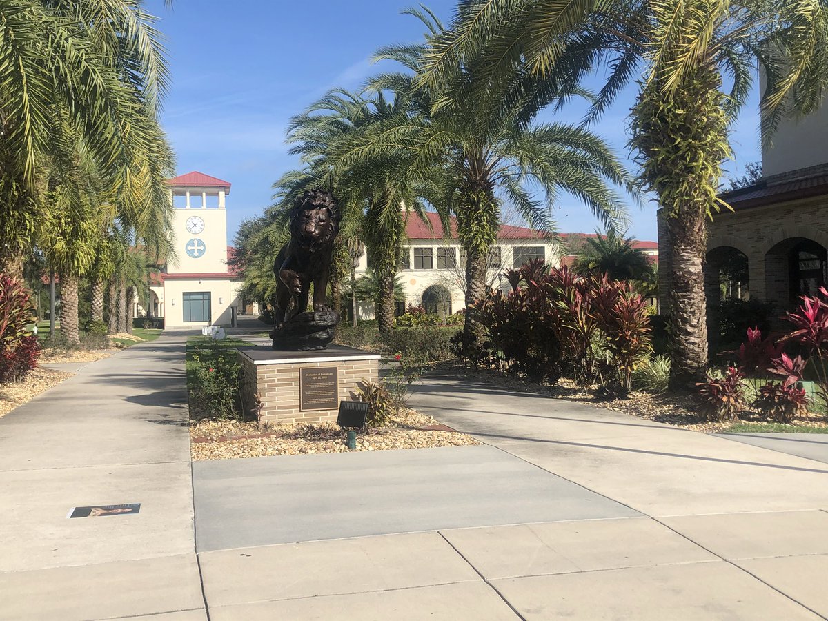 BaldnerLinnea9's tweet photo. Thank you to @SaintLeoSB for the amazing camp last Saturday! The campus was beautiful and I enjoyed getting to meet @EKinberger, the other coaches, and the players. Go Lions! @AFNationalCO https://t.co/XhylyaNodS