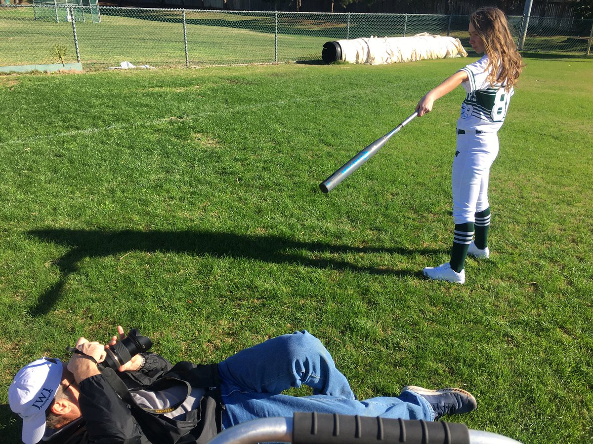 vypehouston's tweet photo. Having fun at the 2020 VYPE Baseball/Softball Photoshoot presented by @Whataburger #WhataSnap 

Teams and players be sure to tag us! https://t.co/osGj6MBXWr