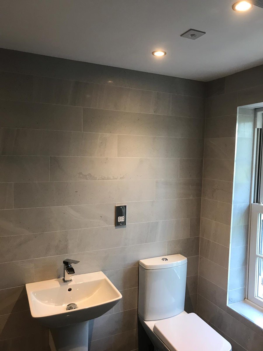 EliteWakefield's tweet photo. 🚽 EN SUITE LIGHTING 🚽

A few pictures from last week - all electrical work undertaken by Elite Electrical Contractors. For more information or a free quote, please call us ☎️ 07912 844079/07399 904939 or visit our website 💻 https://t.co/KijjBt0Ndr https://t.co/v4wKAXIv72