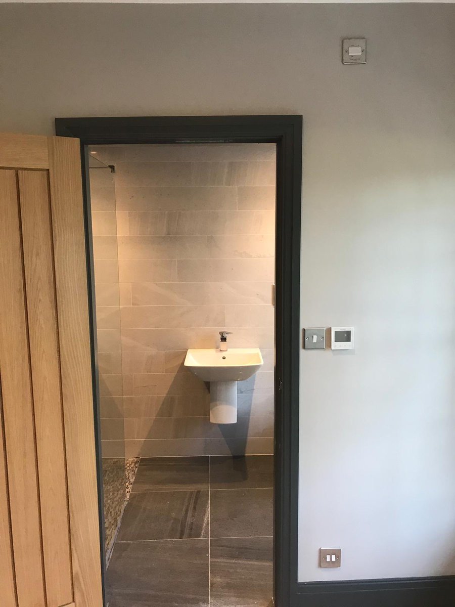 EliteWakefield's tweet photo. 🚽 EN SUITE LIGHTING 🚽

A few pictures from last week - all electrical work undertaken by Elite Electrical Contractors. For more information or a free quote, please call us ☎️ 07912 844079/07399 904939 or visit our website 💻 https://t.co/KijjBt0Ndr https://t.co/v4wKAXIv72
