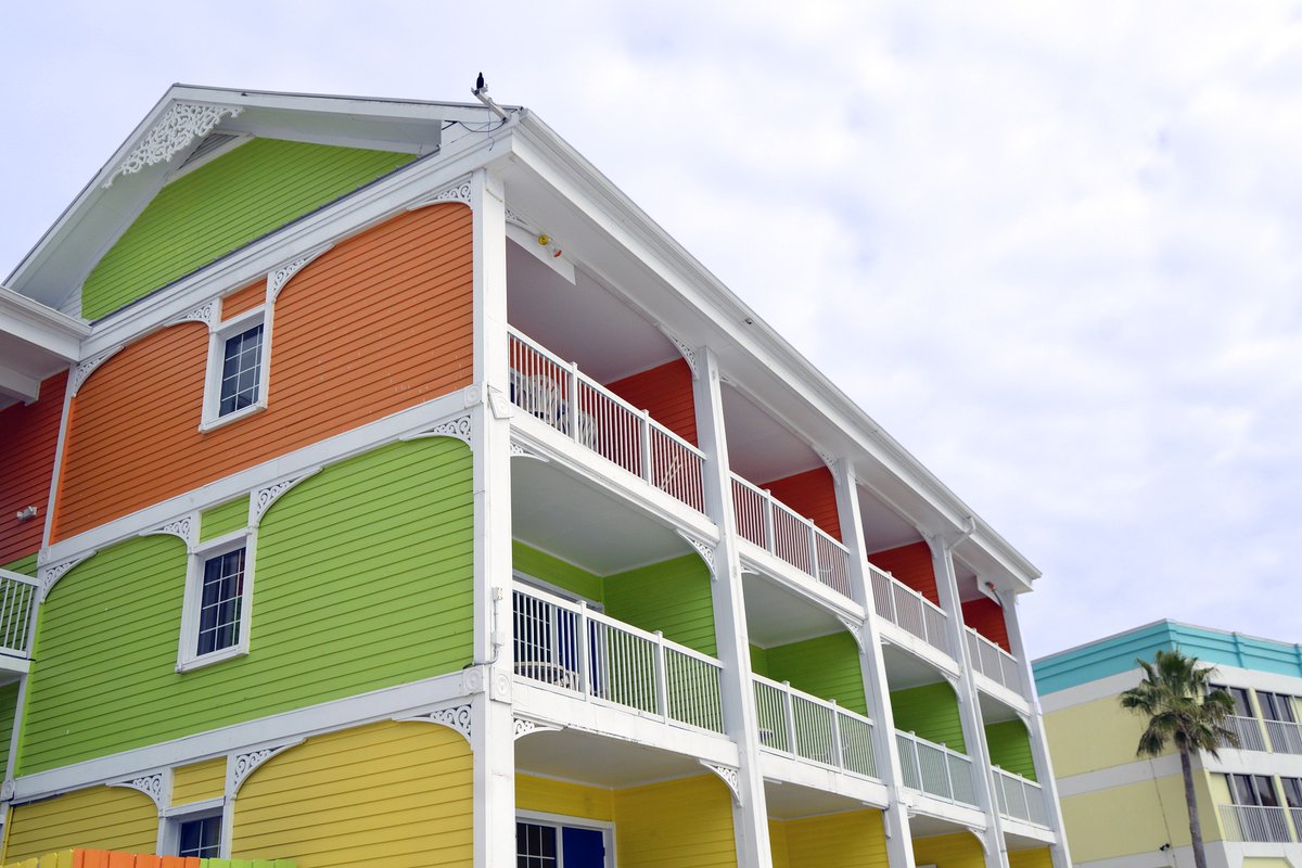 Glassman_Legal's tweet photo. Florida: the perfect destination for condo &amp; homeowners! The sunshine state is for everyone! 🔆 🔆 
Good thing Condo/Homeowners Association Law is our forte. 
Visit our site to learn more! https://t.co/jiUBdtViyn https://t.co/1W4zf2hjfv