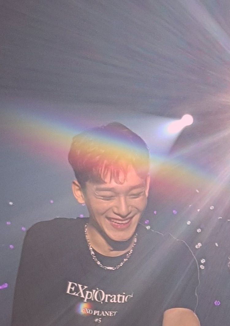onefeelwonpil's tweet photo. Chen is such an amazing singer and he deserves the world. He deserves love. Congratulations #ChenEXO and good luck for all your new projects πππππ
#CHENKingofCollab #CHEN #MyAnswerisOT9 #MyAnswerIsChen https://t.co/Y2PY5c4Vnm