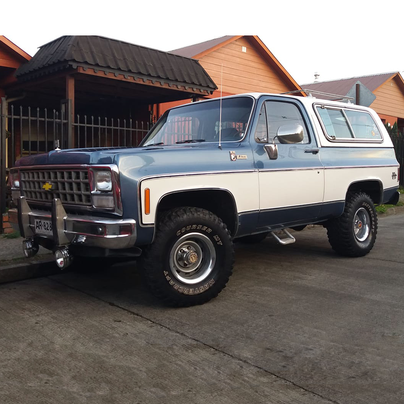 ChevroletCL's tweet photo. Nuestro #ChevyFan del mes preparó su legendaria y clásica Blazer para iniciar una nueva aventura al sur. Destino: Villarrica. ¿Cuál será tu destino en estas vacaciones? ¡Envíanos una foto junto a tu Chevrolet!
Foto: César Loncón https://t.co/RQoARwsA2j