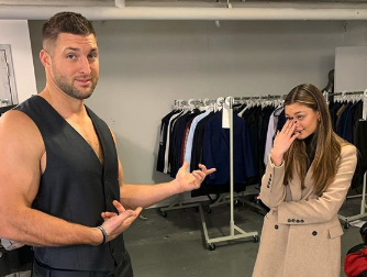 Dare Derfra Tilskud Busted Coverage on Twitter: "Tim Tebow got married &amp; might've lost his  virginity over the weekend to former Miss Universe Demi-Leigh Nel-Peters  https://t.co/qO27oOWriY https://t.co/vEAFJ1BpY3" / Twitter