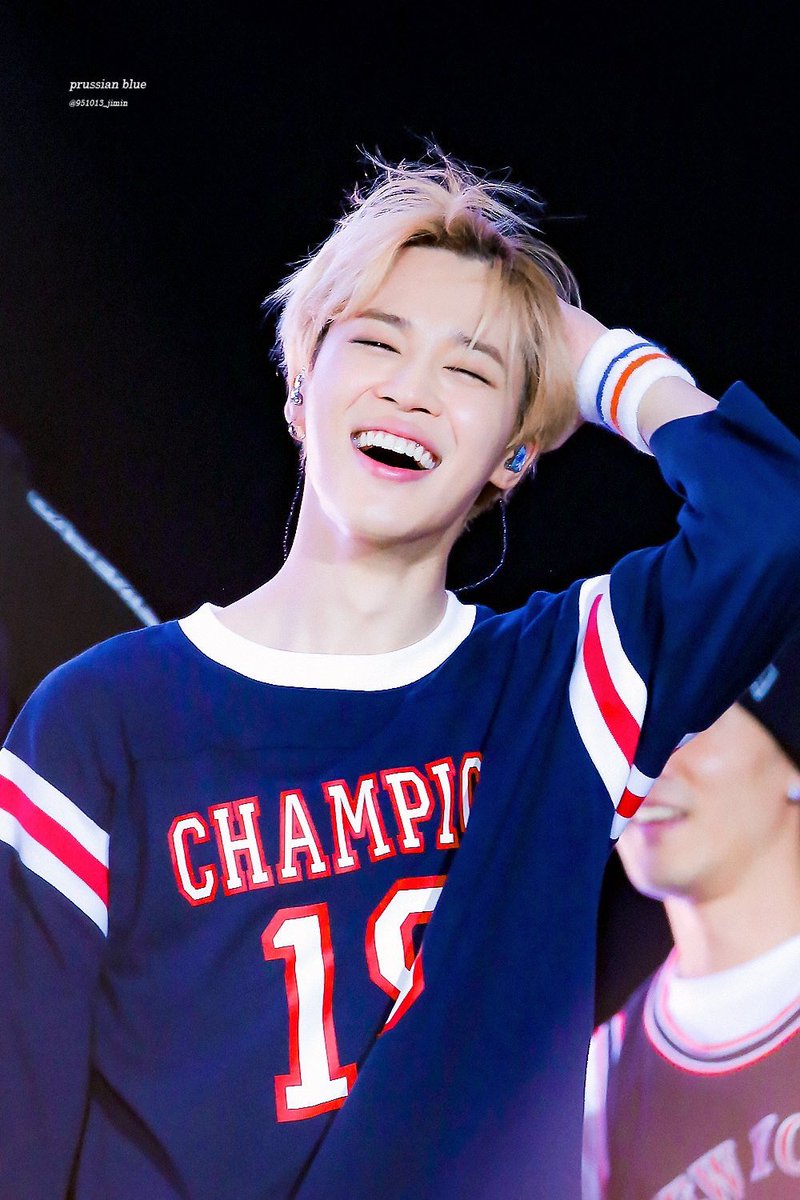 When he laughs with his whole body and his eyes completely disappear? Devastating, Park Jimin. Absolutely devastating.