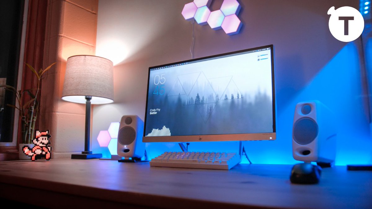 imlukepollack's tweet photo. Finally A New Video Premieres in 15 min π₯π₯π₯
1:45PM EST!
My Desk Setup 1.0 will be live, and is one of the most ambitious videos I've made yet!
https://t.co/BBOhJqm3Fv
RT's and Shares Appreciated!
#TechnoMinute #nosmallcreator #DeskSetup #dreamdesk https://t.co/CZn7wW6NlE