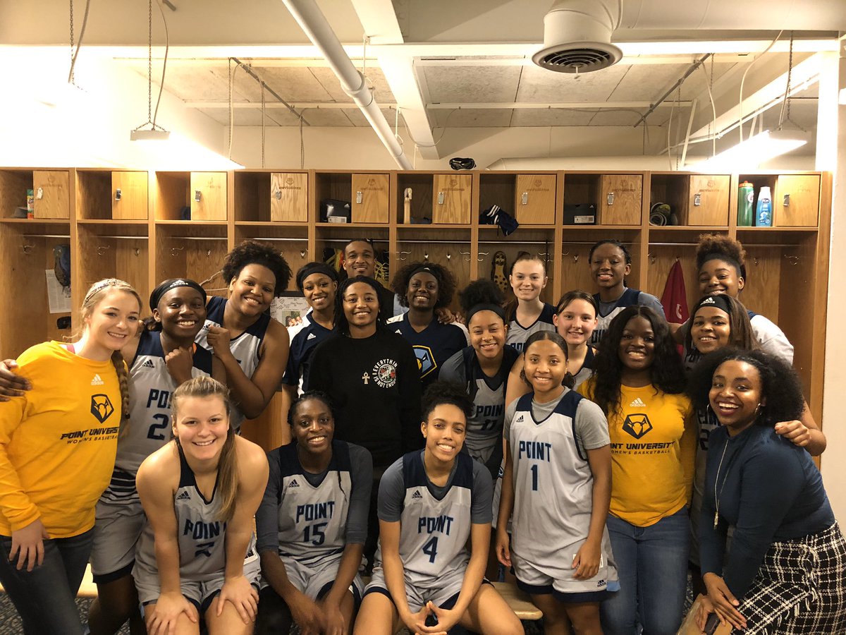 PointUWBB's tweet photo. Recap of the weekend:
We honored one of our former lady skyhawks, Dereese Owens!! It was so good to see her this weekend and thank for your wisdom to the young ladies.
Thank you again for a great 4 years!! ππππππππππππ
#AlwaysASkyhawk #Family #Love https://t.co/3NT20mKUMD
