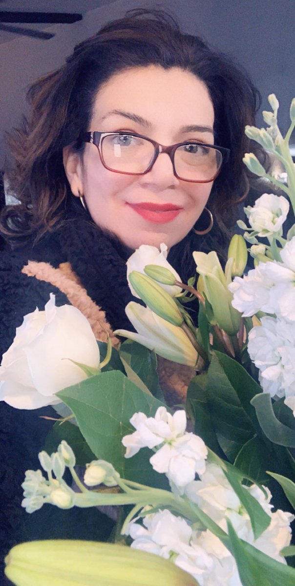 theLandofKoz's tweet photo. Thanks to my #DayofDays Crew @NarelleM77 @Aewton @JessicaEB2384 @KCbklyn76 for sending these beautiful lilies and white roses to brighten up my day in some much darkness that I was drowning in. #Days #Fans2Friends #KaLowDee https://t.co/BAQ8djepnQ